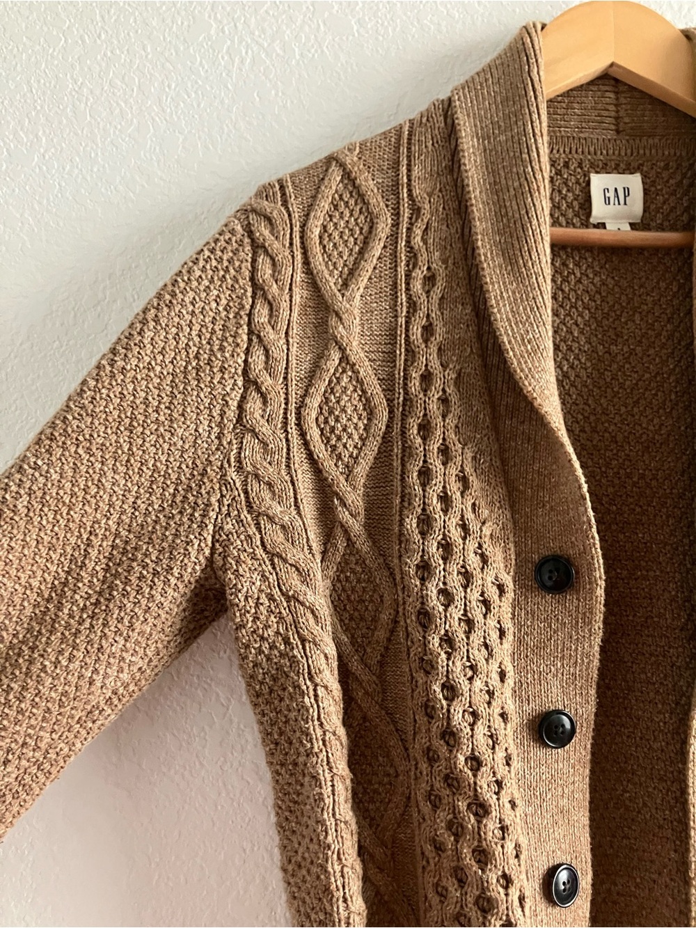Men's Knitted Cardigan - Picture 2 of 7